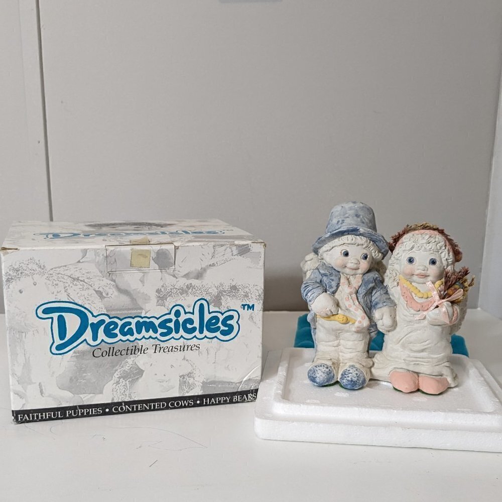 "DREAMSICLES" Collectible Treasures - WEDDING REHEARSAL; DC134  5x5x2.5